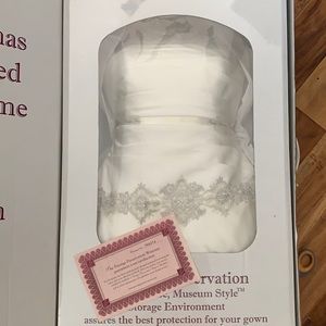 Oleg Cassini ivory wedding dress